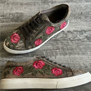 ROPER Floral Embroidered Women's Sneakers 7.5